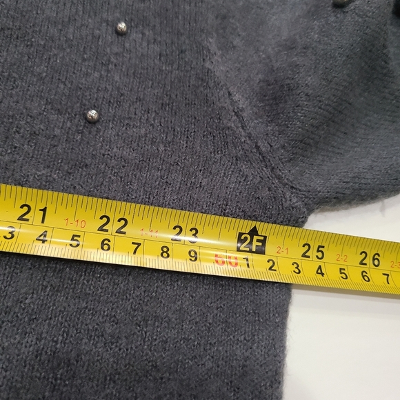 NWT H&M gray beaded knit sweater sz.L women's - Picture 4 of 8